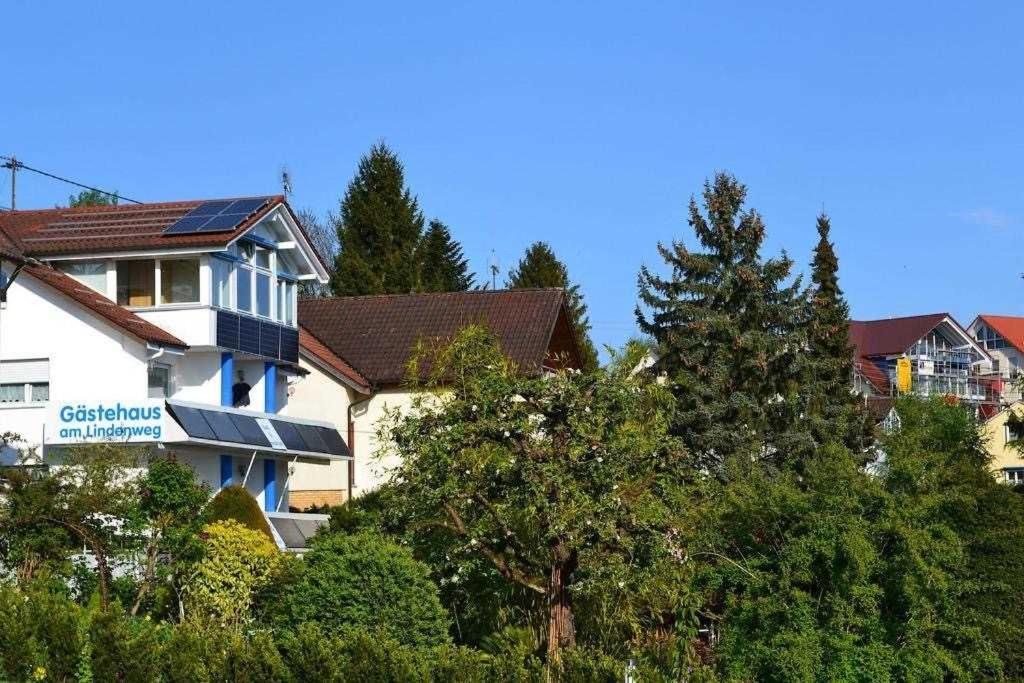 Gaestehaus Am Lindenweg 미르스부르크 외부 사진