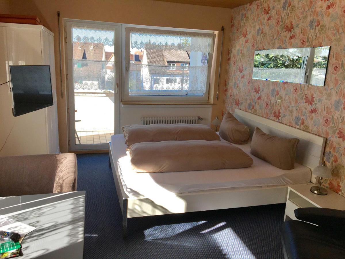 Gaestehaus Am Lindenweg 미르스부르크 외부 사진