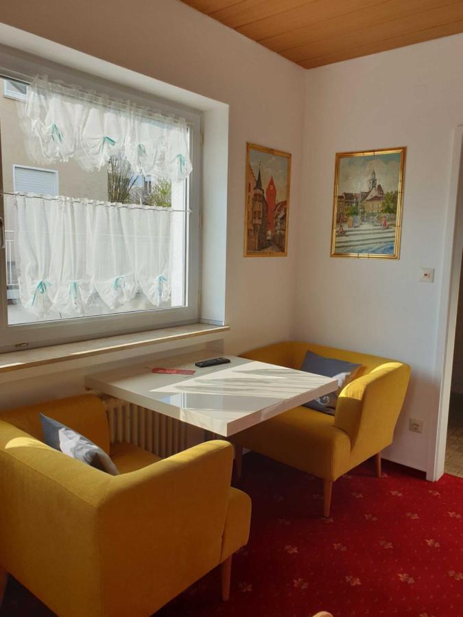 Gaestehaus Am Lindenweg 미르스부르크 외부 사진