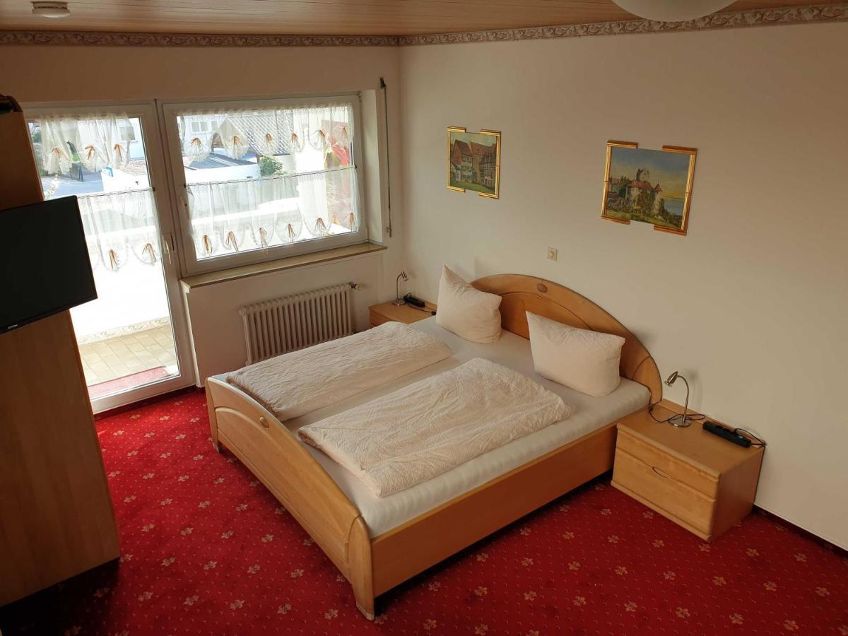 Gaestehaus Am Lindenweg 미르스부르크 외부 사진