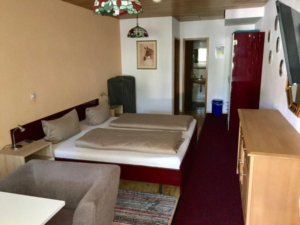 Gaestehaus Am Lindenweg 미르스부르크 외부 사진
