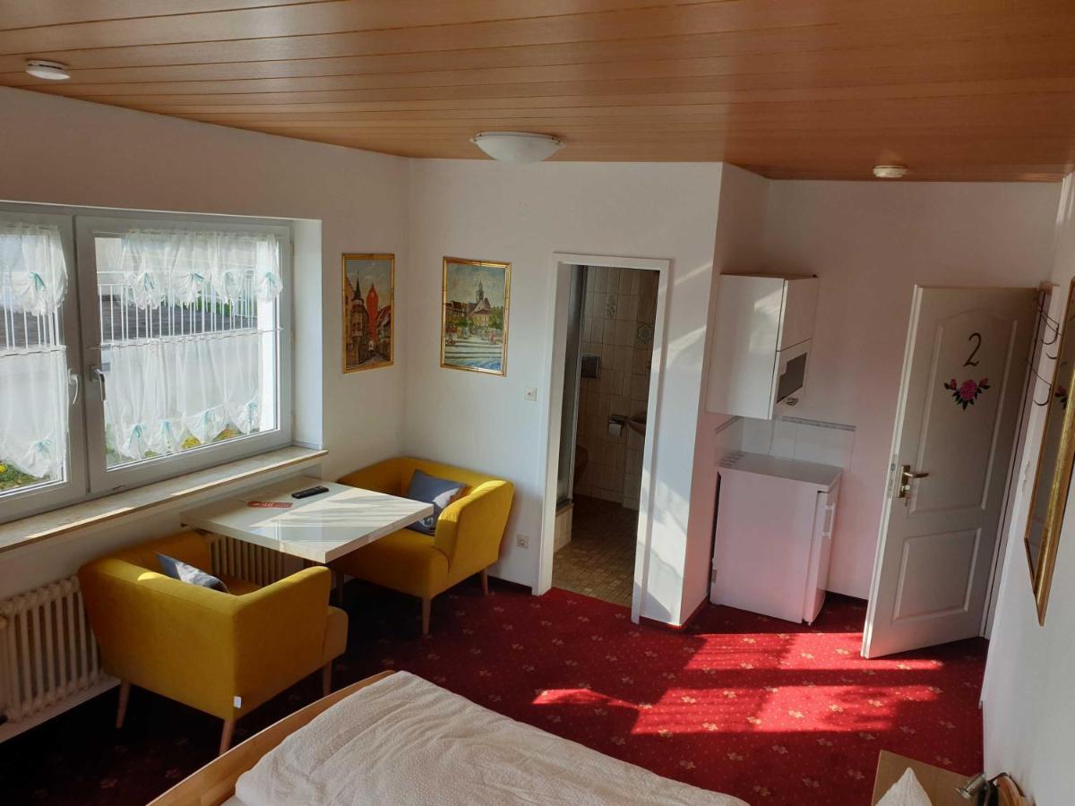 Gaestehaus Am Lindenweg 미르스부르크 외부 사진