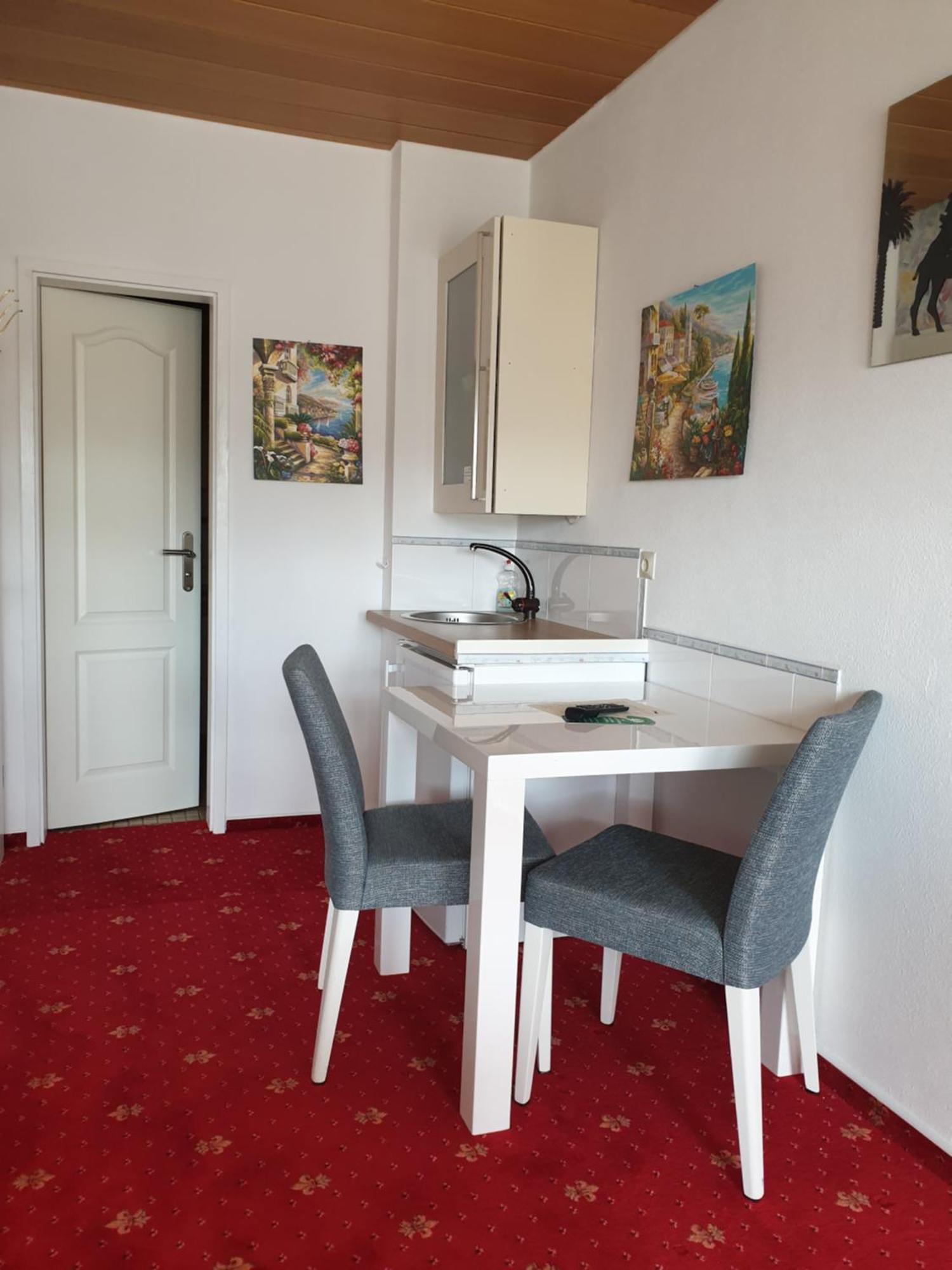 Gaestehaus Am Lindenweg 미르스부르크 외부 사진