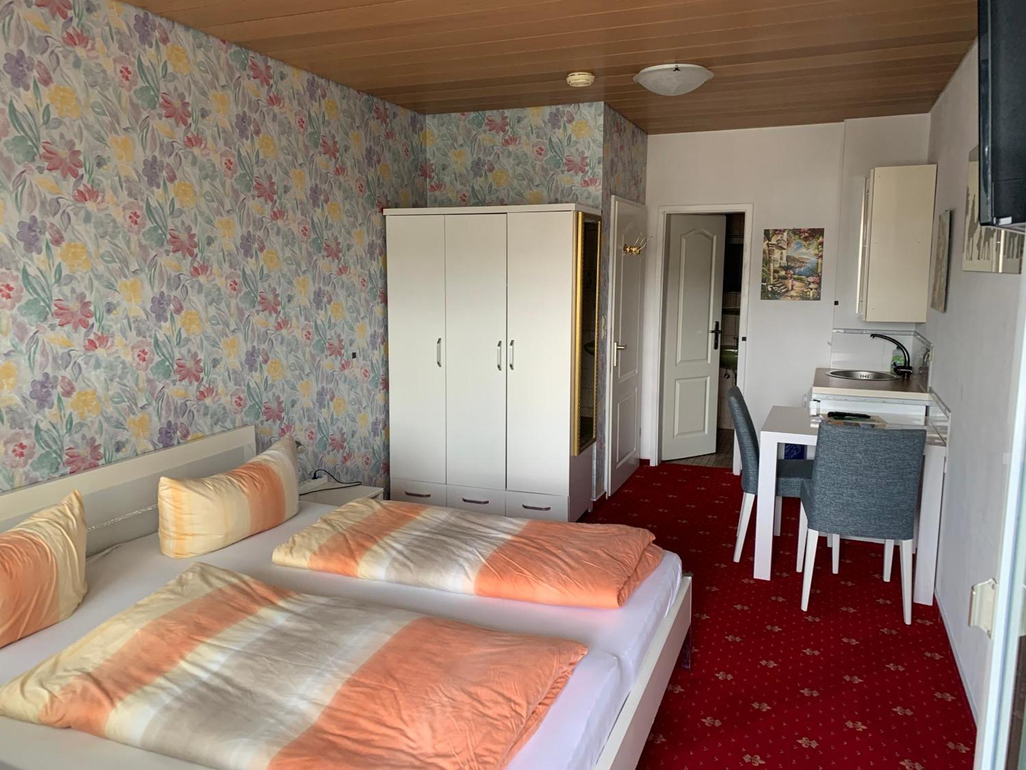 Gaestehaus Am Lindenweg 미르스부르크 외부 사진