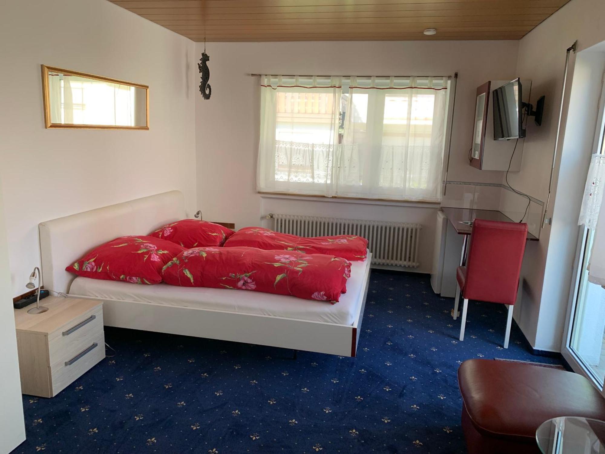 Gaestehaus Am Lindenweg 미르스부르크 외부 사진