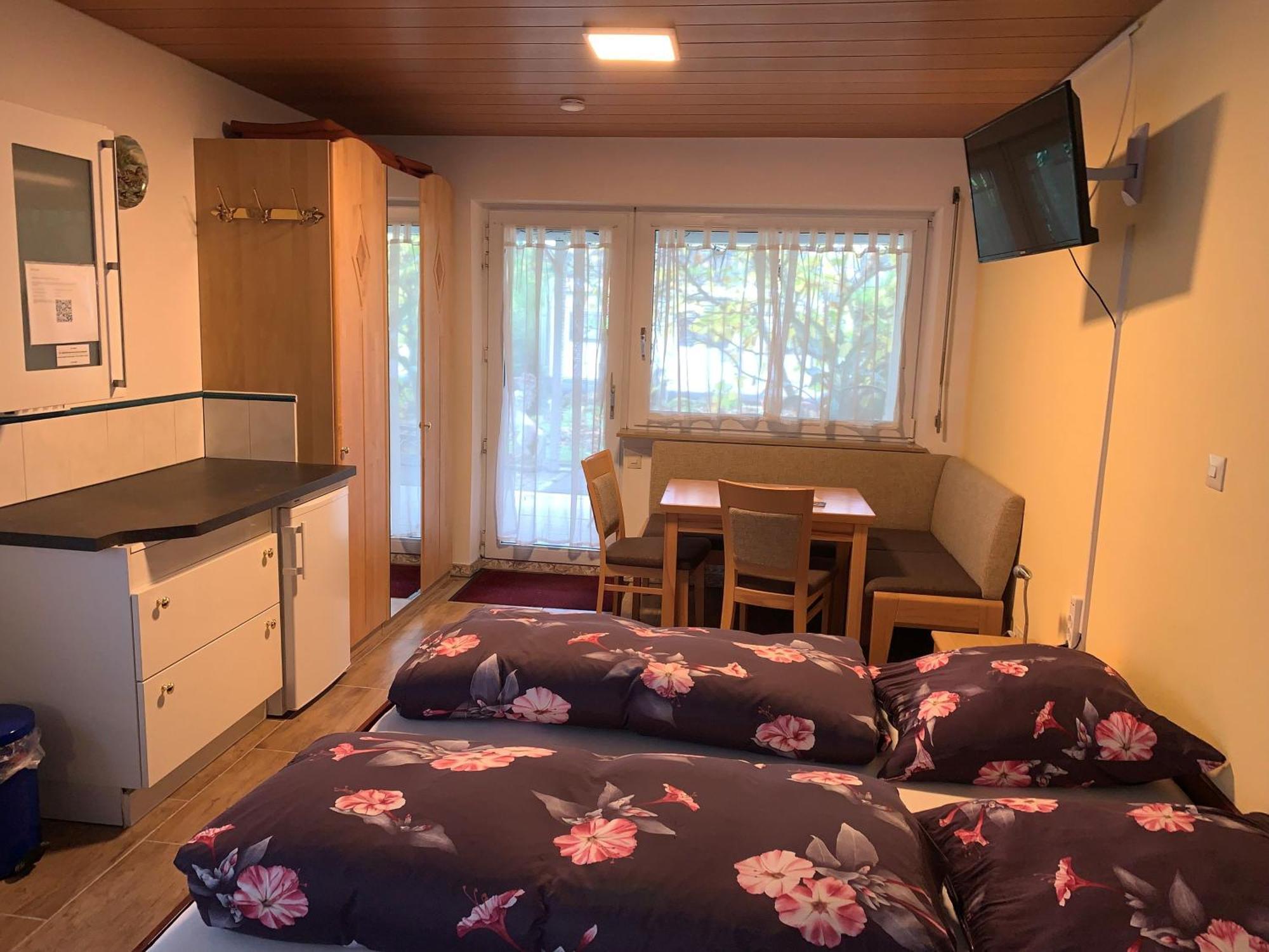 Gaestehaus Am Lindenweg 미르스부르크 외부 사진