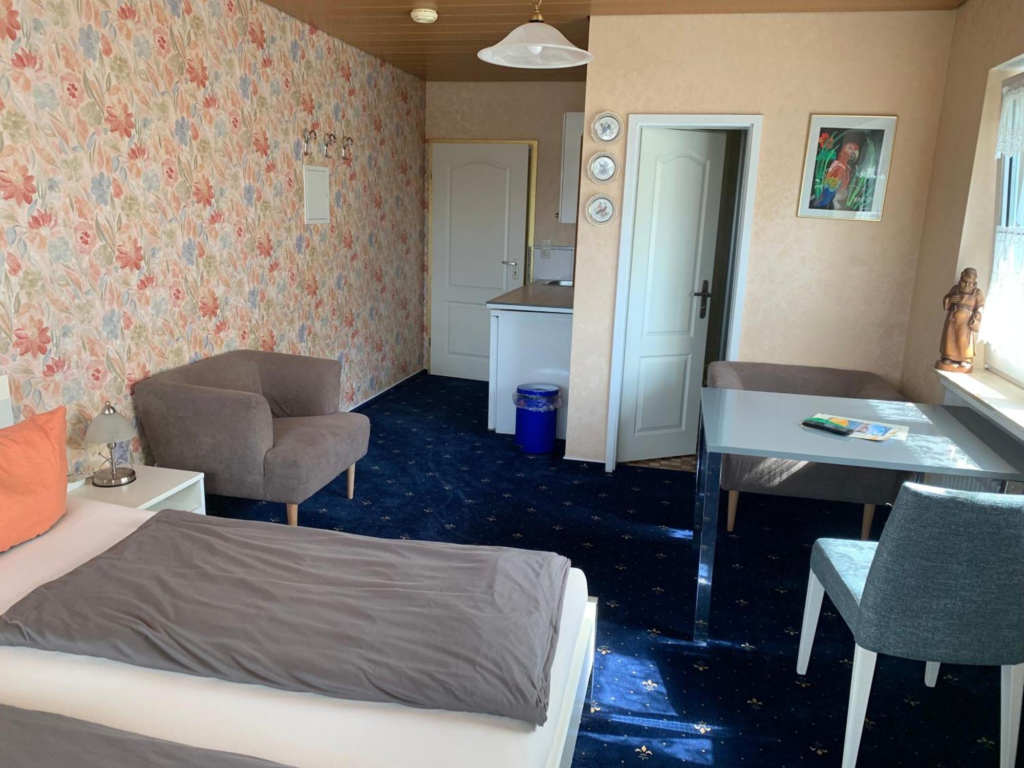 Gaestehaus Am Lindenweg 미르스부르크 외부 사진