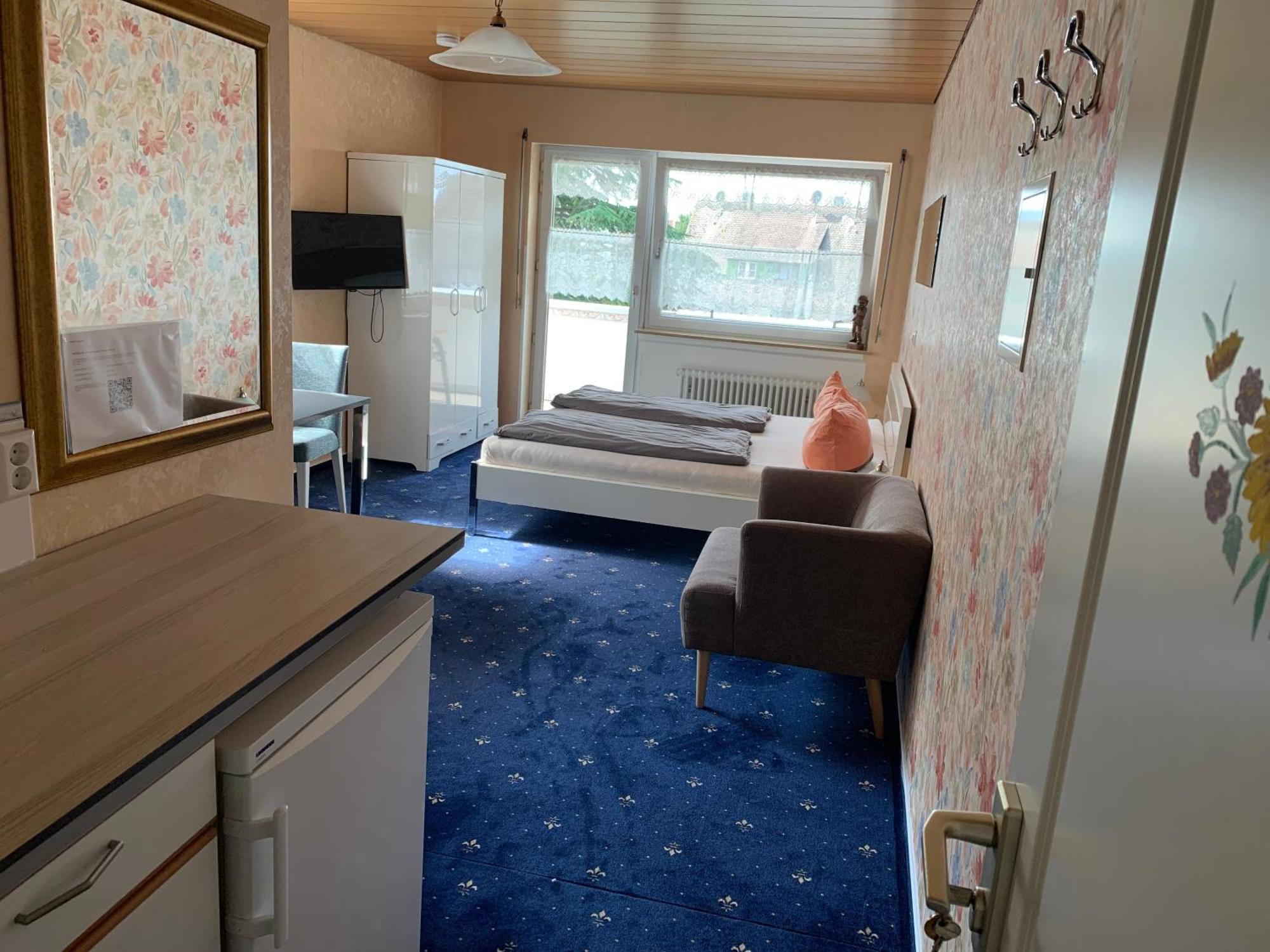 Gaestehaus Am Lindenweg 미르스부르크 외부 사진