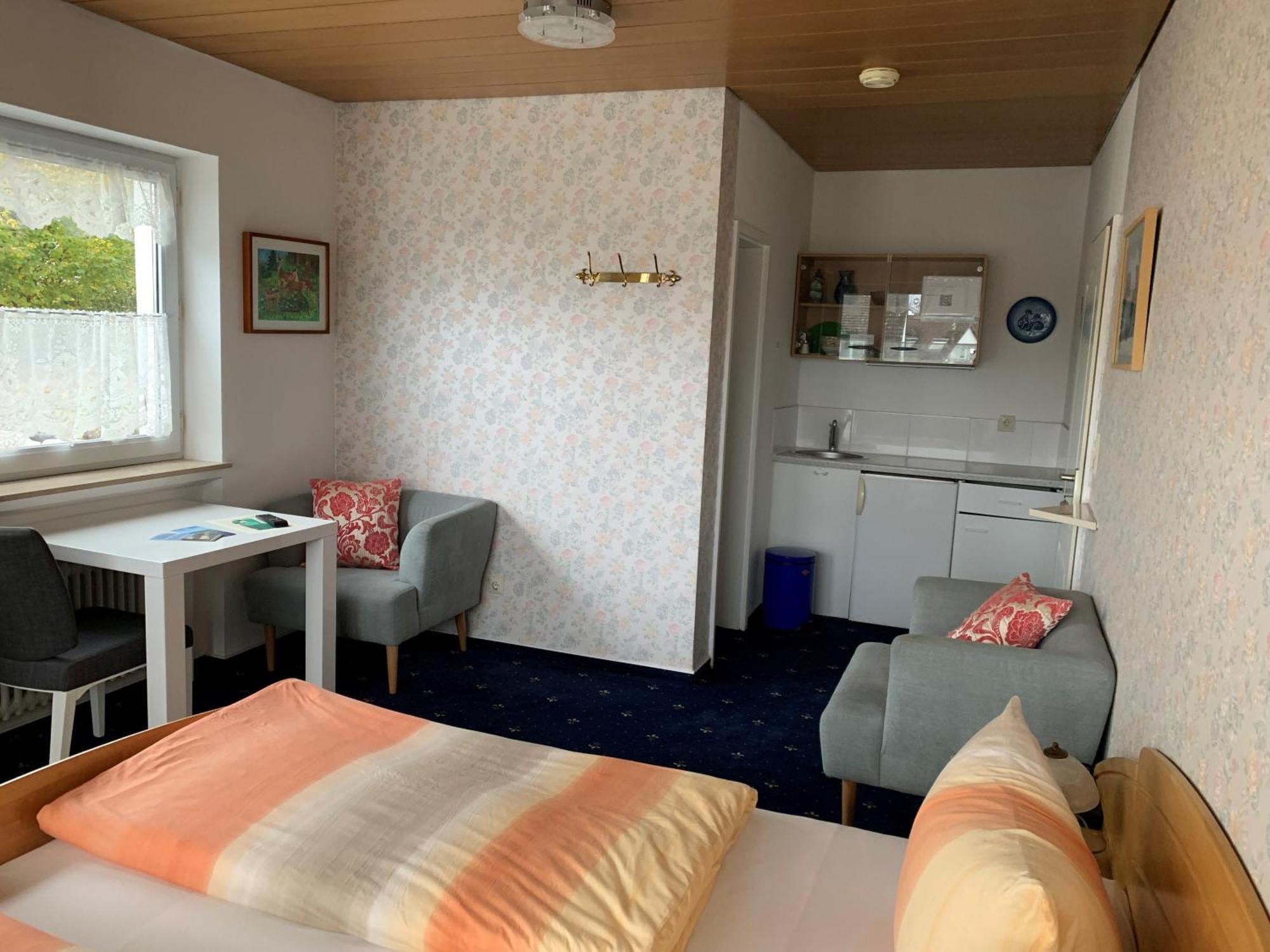 Gaestehaus Am Lindenweg 미르스부르크 외부 사진